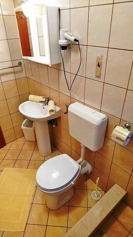 Apartments Radis ザトン エクステリア 写真